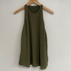 Women’s tank top never been worn before